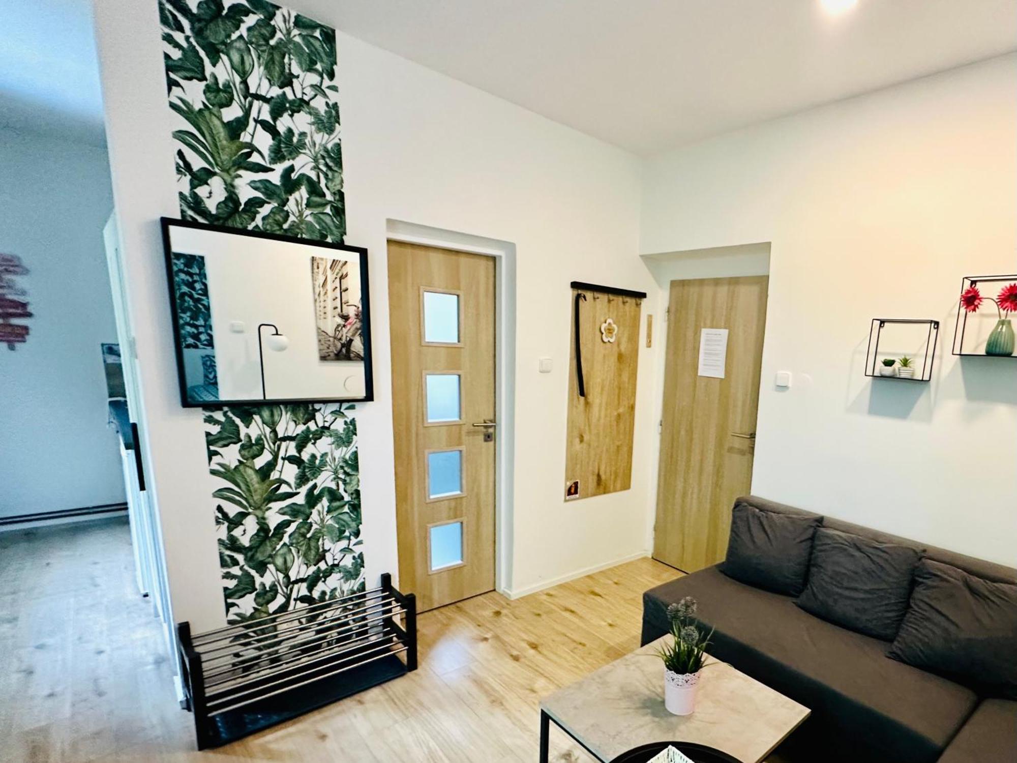 Apartmany Luxor Ceska Lipa Ngoại thất bức ảnh